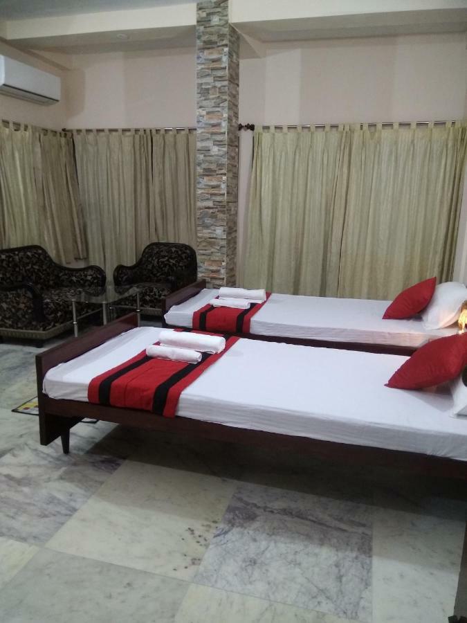 กอลโลลินี โกลกาตา Bed & Breakfast ภายนอก รูปภาพ